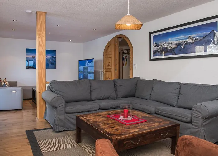 Basecamp Apartments